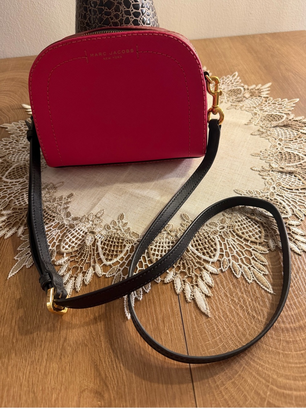 Marc Jacob’s New York Saffiano Leather Crossbody/Shoulder Handbag 8”x6”x2” PINK